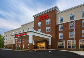 Hampton Inn & Suites Bridgewater