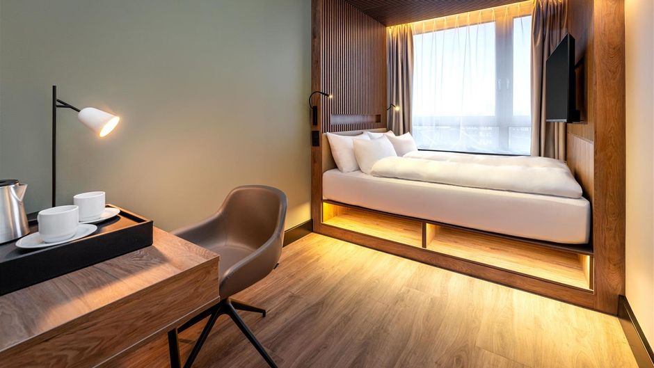 Hotel Astor Kiel by Campanile Room