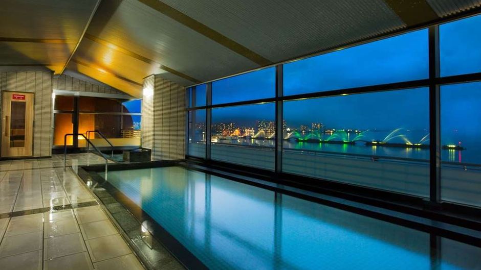 Biwako Hotel Pool