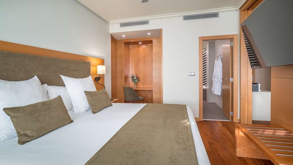 Barcelo Murcia Siete Coronas Suite
