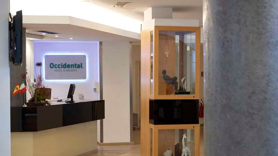 Occidental Aurelia Lobby