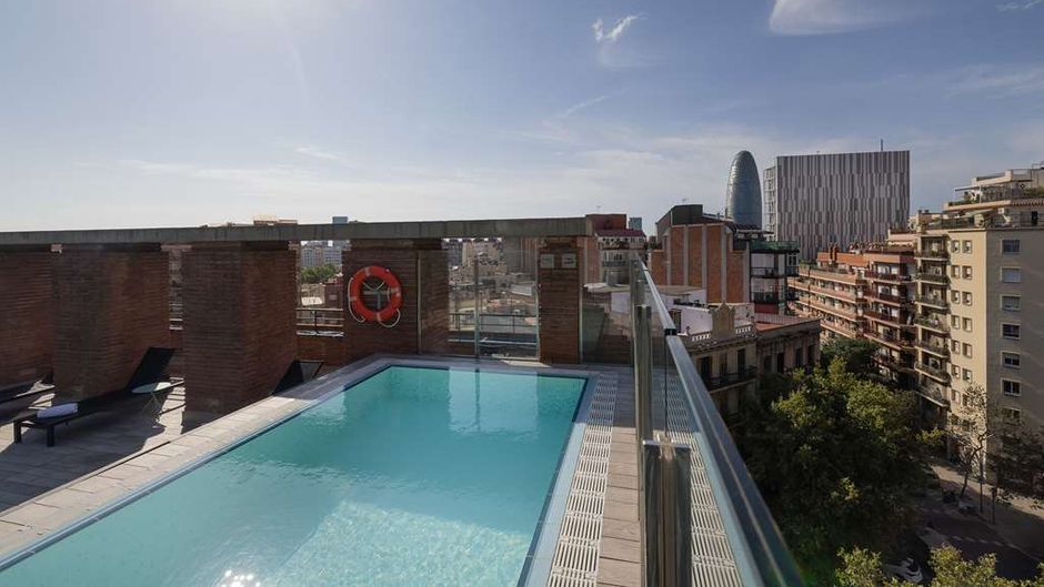 Catalonia Albeniz Pool