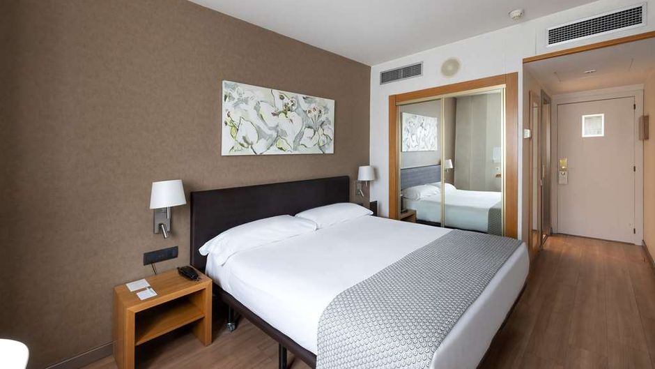 Catalonia Albeniz Room