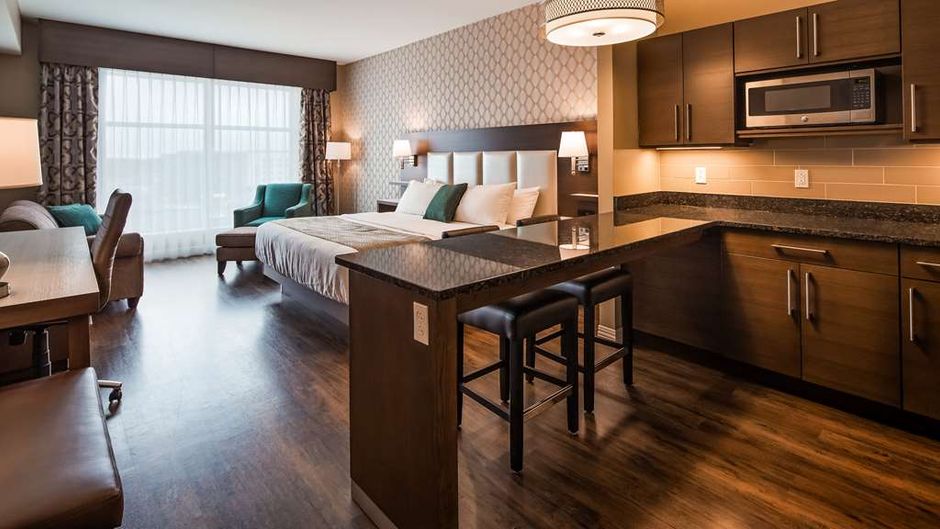 Best Western Plus St John's Airport Room