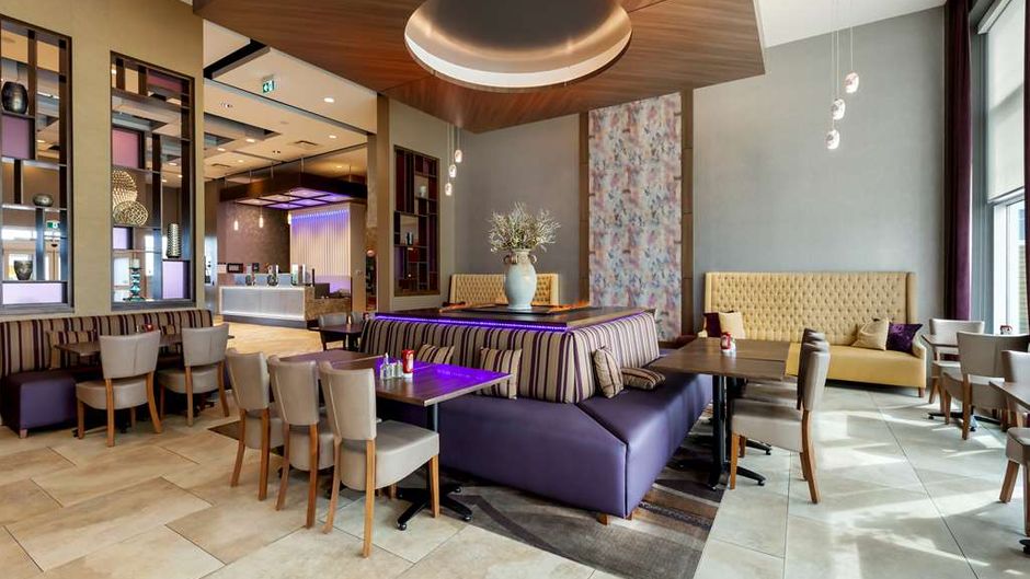 Best Western Plus St John's Airport Restaurant