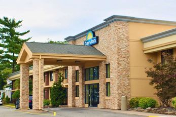 Days Inn Wayne