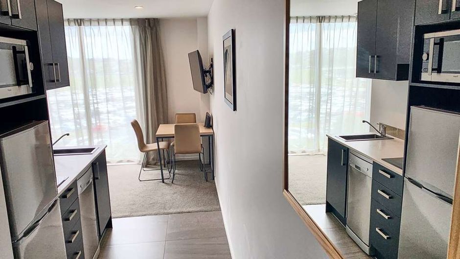 Ramada Suites Albany, Auckland Room