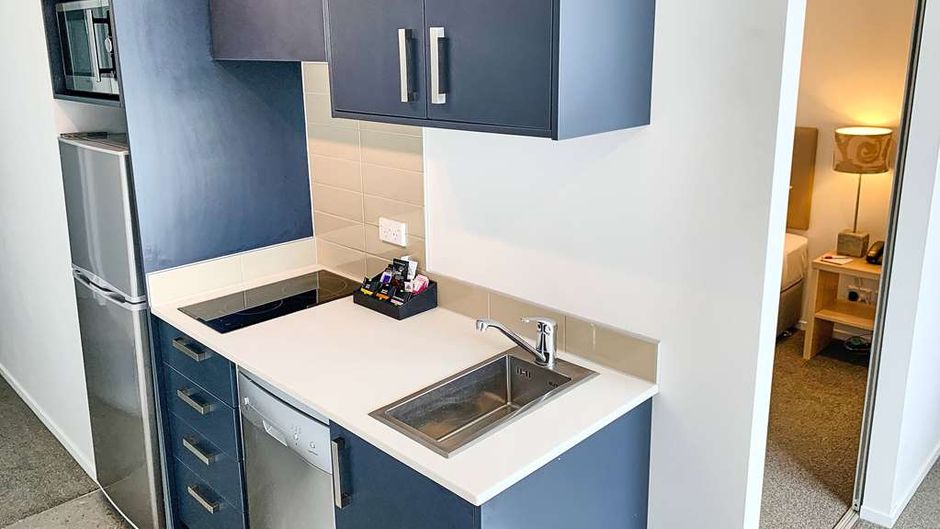 Ramada Suites Albany, Auckland Room