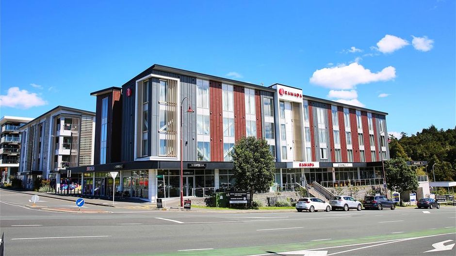 Ramada Suites Albany, Auckland Exterior
