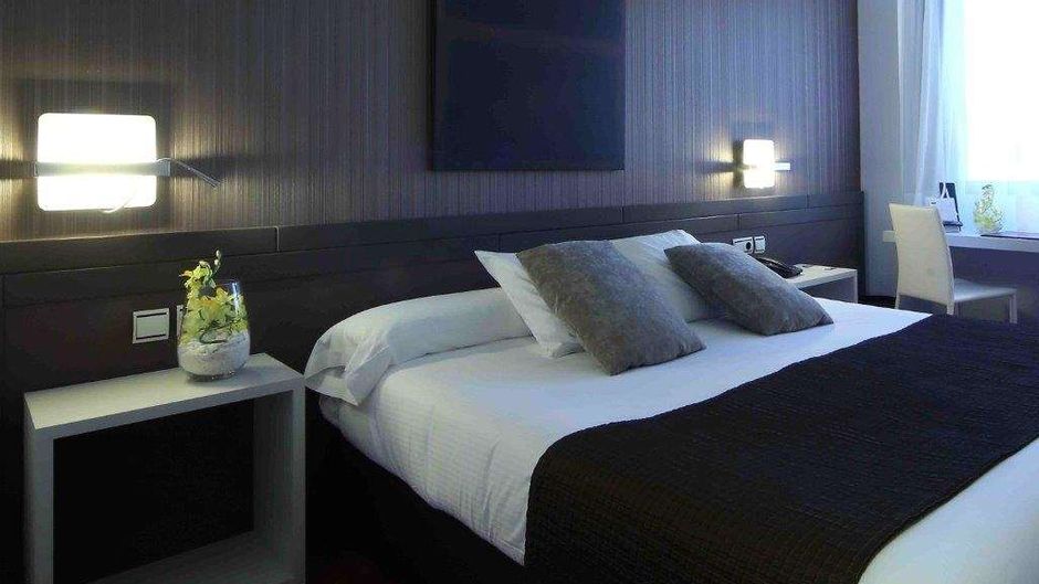 Amura Alcobendas Hotel Room