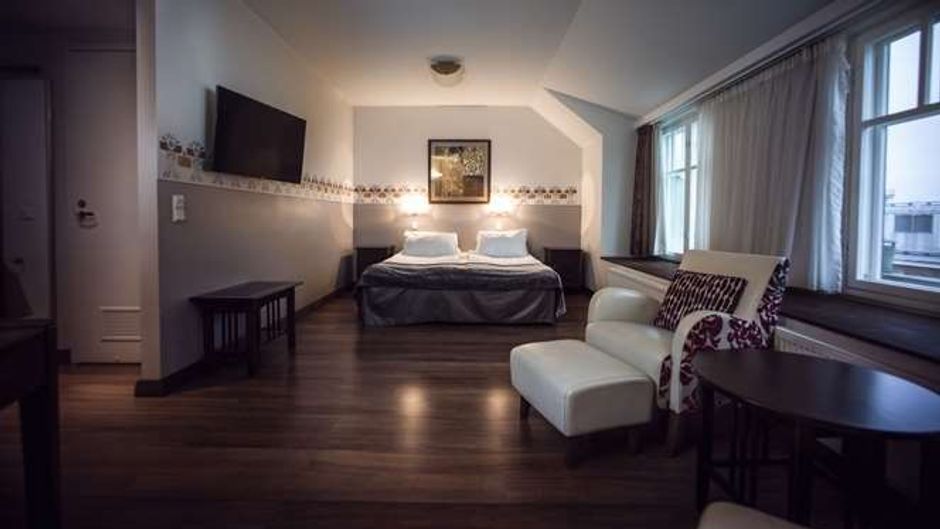 Arthur Hotel Room
