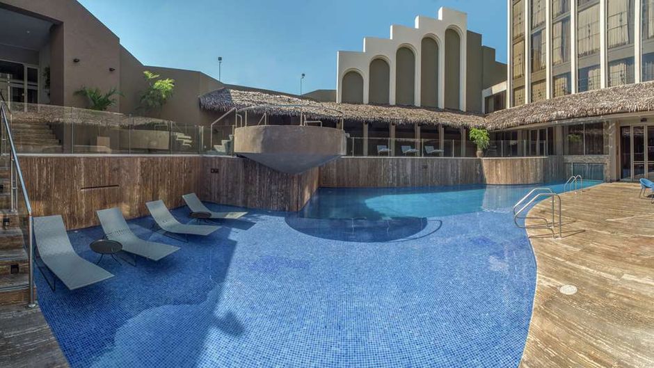 DoubleTree by Hilton Hotel Iquitos Pool