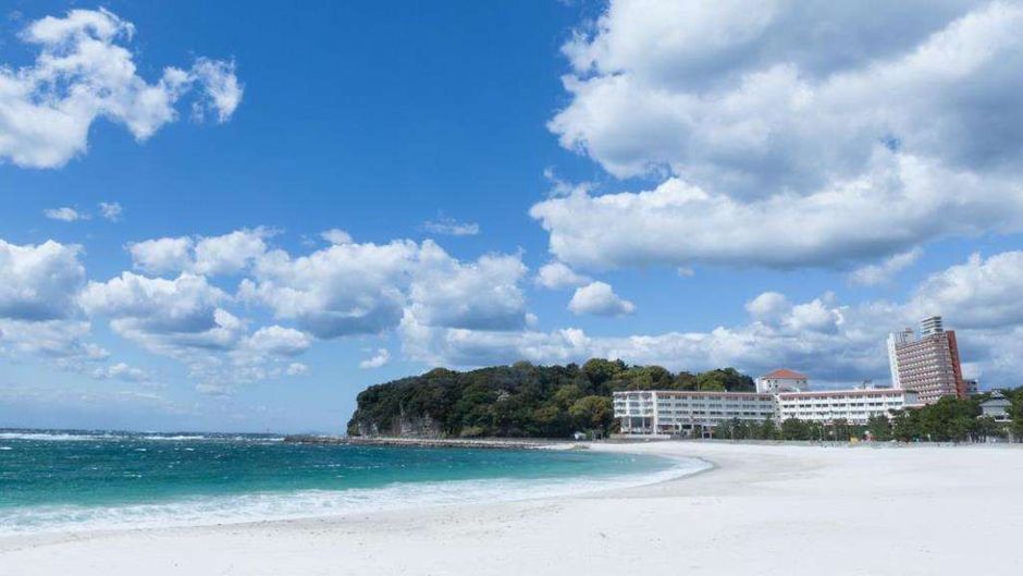 Shiraraso Grand Hotel Beach