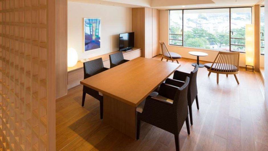 Shiraraso Grand Hotel Lobby