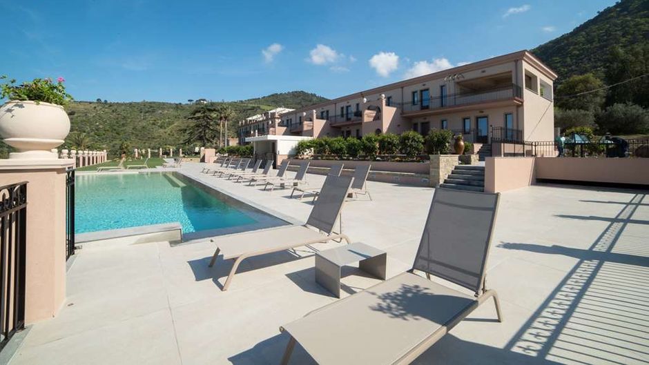 Best Western Plus Hotel Terre di Eolo Pool