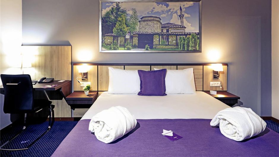 Mercure Tetovo Room
