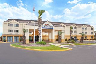 Baymont Inn & Suites Saraland