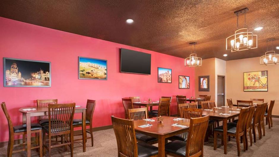 Baymont Inn& Suites Medicine Hat Restaurant