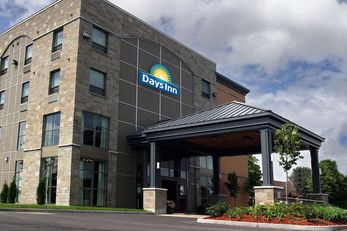 Days Inn Levis