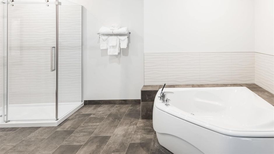 Ramada Revelstoke Suite