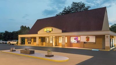 Super 8 Asheville Airport