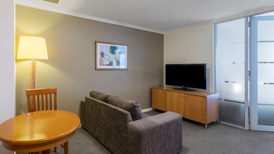 Nesuto Canberra Apartment Hotel Suite