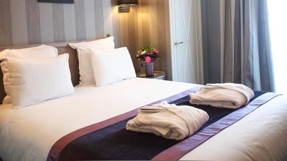 Hotel Concorde Le Mans Room