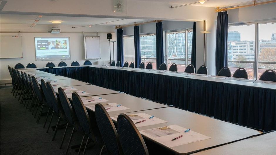 First Euroflat Hotel Meeting