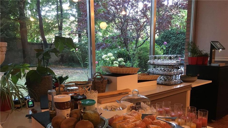 First Euroflat Hotel Restaurant