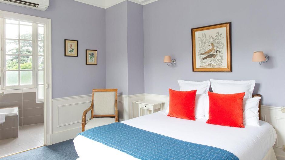 Chateau de la Commanderie Hotel Room