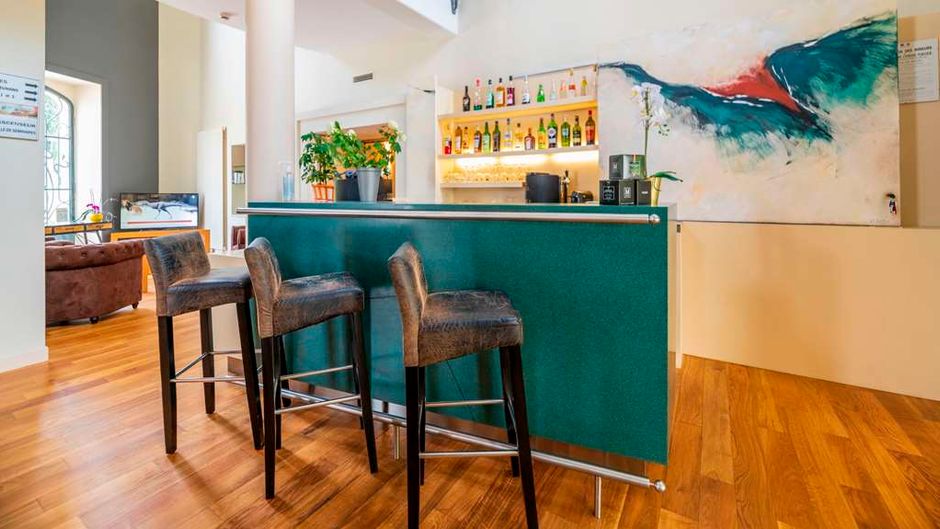 Hotel CERISE Luxeuil Les Sources Lobby