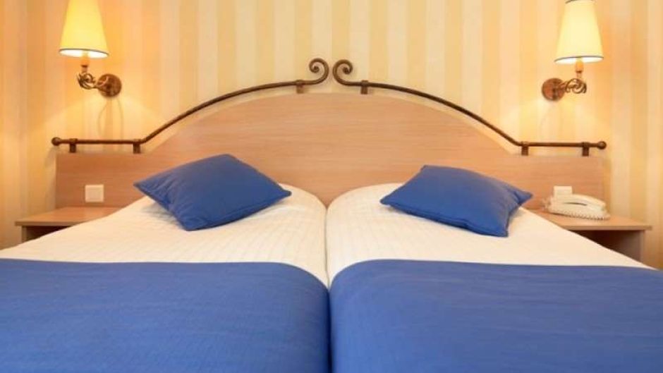 Delambre Hotel Room