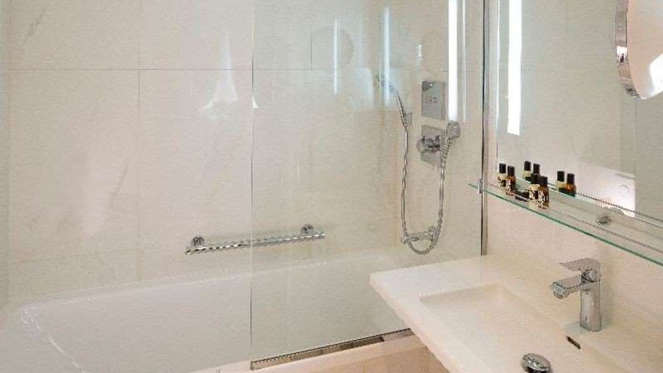 Academie Hotel Room