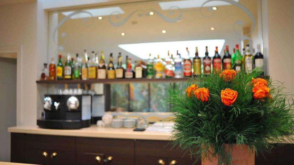 Universite Hotel Restaurant