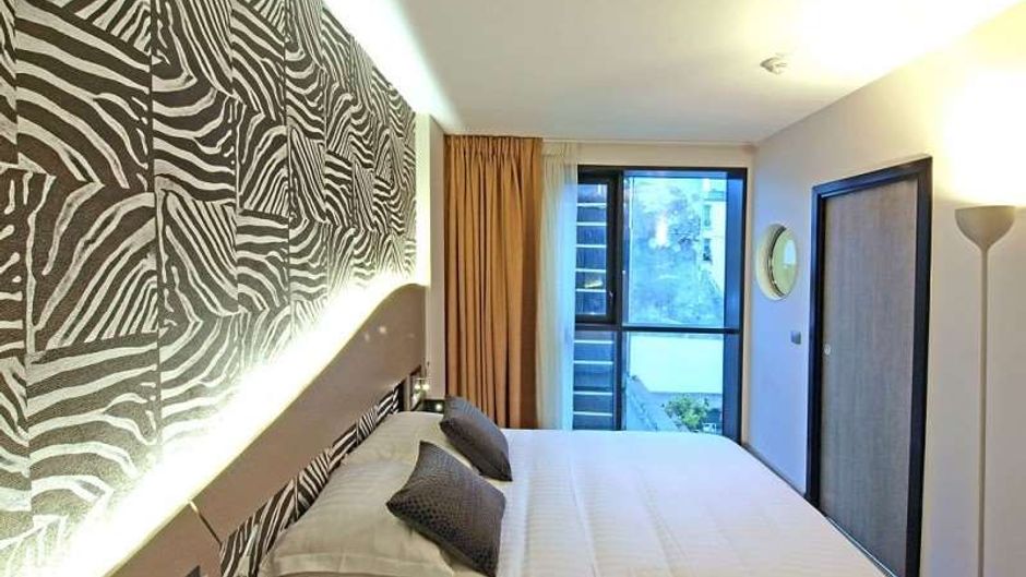 Hor Hotel Room
