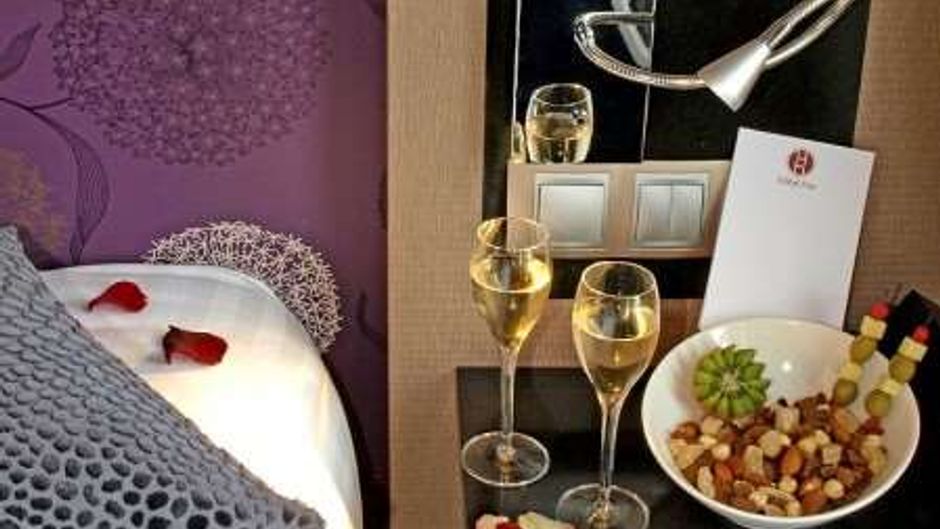 Hor Hotel Room