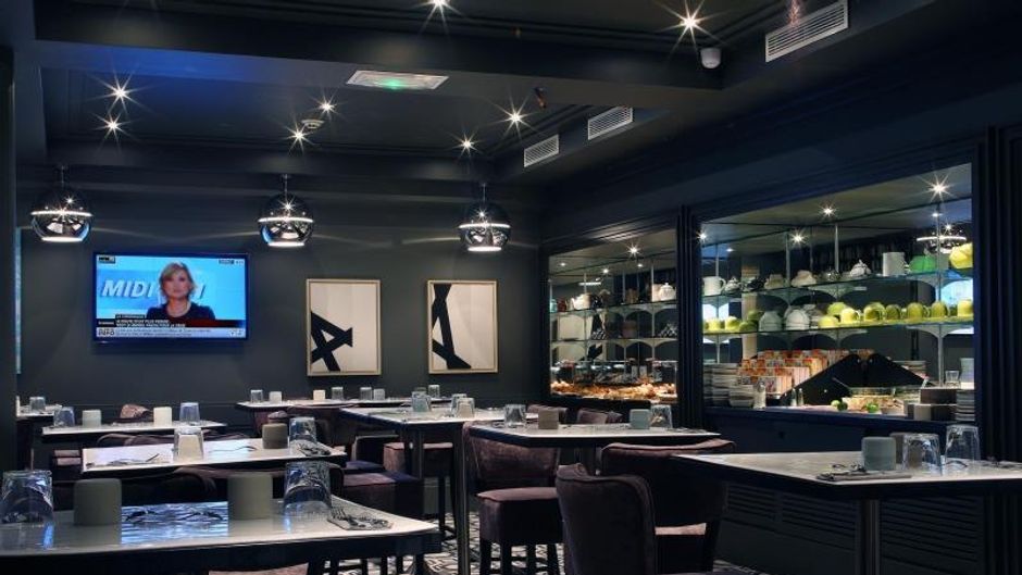 Le CINQ Restaurant
