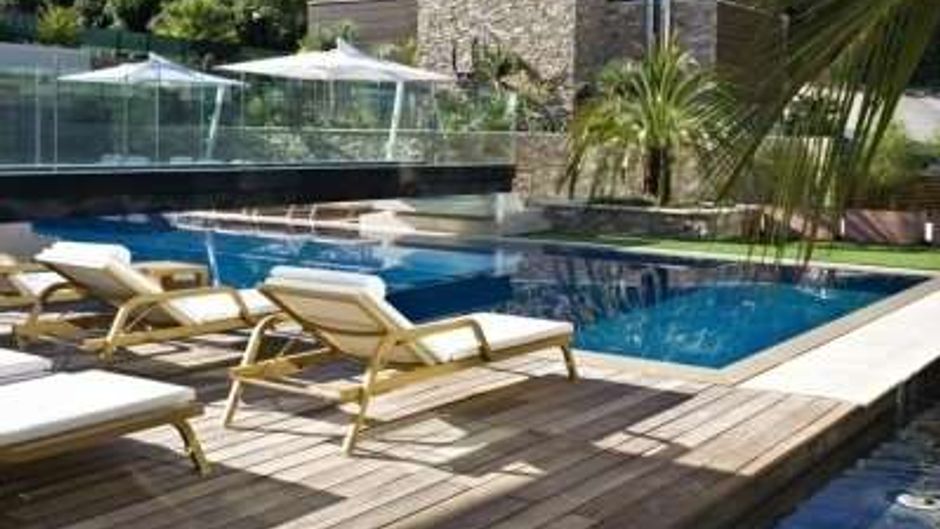 Hostellerie La Farandole Pool