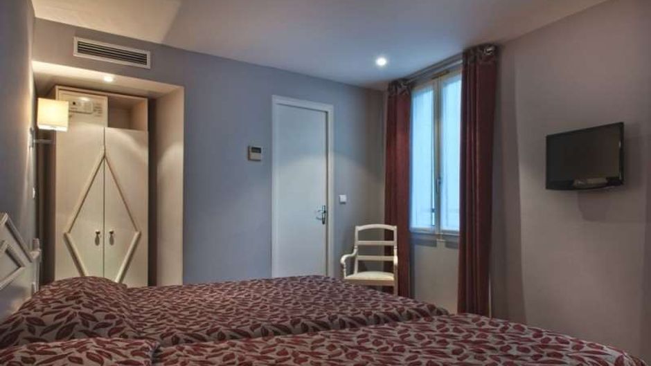 Eugenie Hotel Room