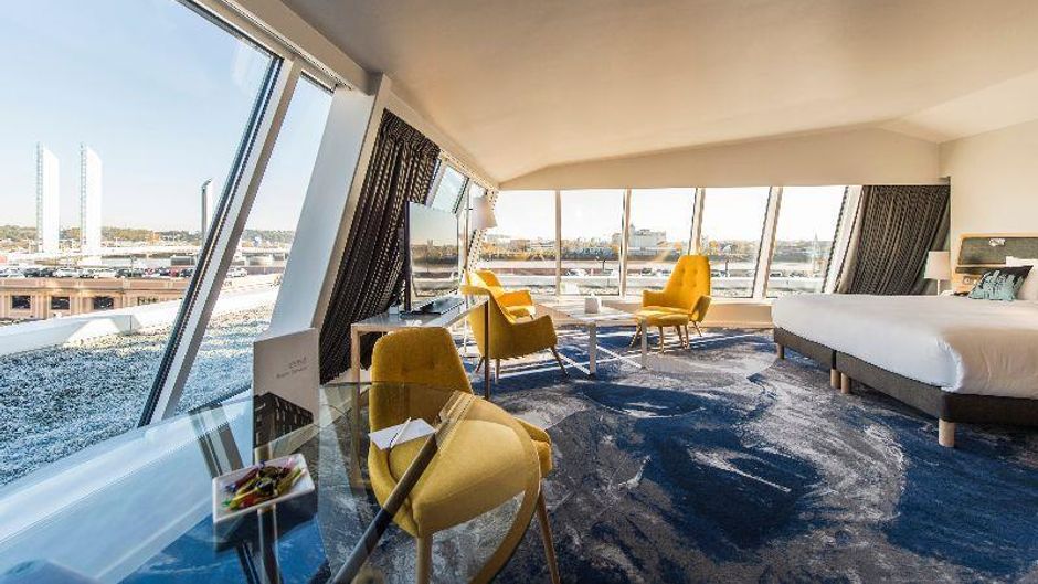 Seekoo Hotel Room