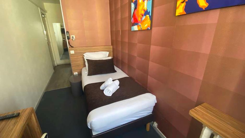 Hotel de Paris, Lyon Room