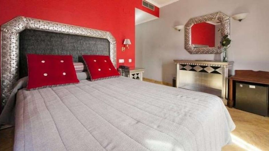 Adriano Hotel Room