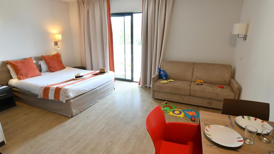 Appart-Hotel Mer & Golf City Room