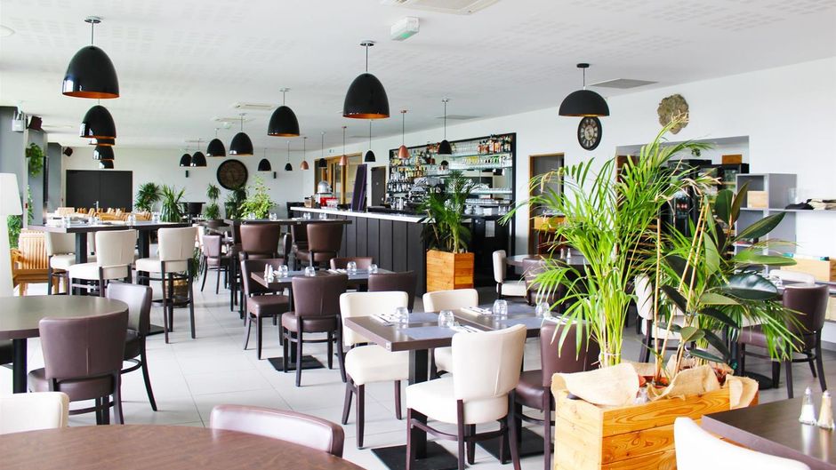 Appart-Hotel Mer & Golf City Restaurant