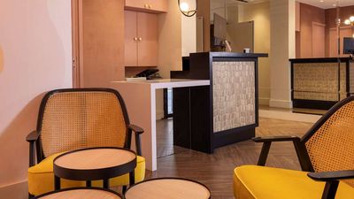 Hotel Elysees 8