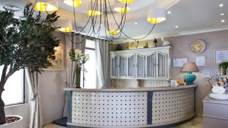 Qual Hotel Daumesnil Vincennes Lobby