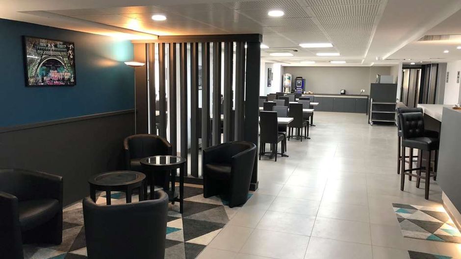 B&B Hotel Saint-Witz Roissy Lobby