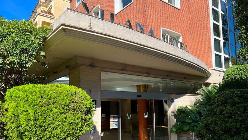 Vilana Hotel Exterior