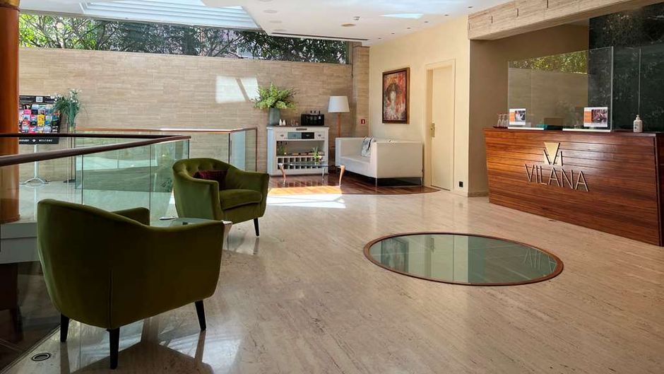 Vilana Hotel Lobby