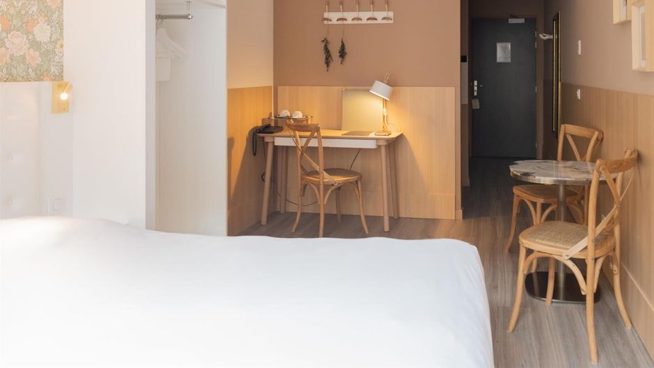 Calm Appart Hotel Room